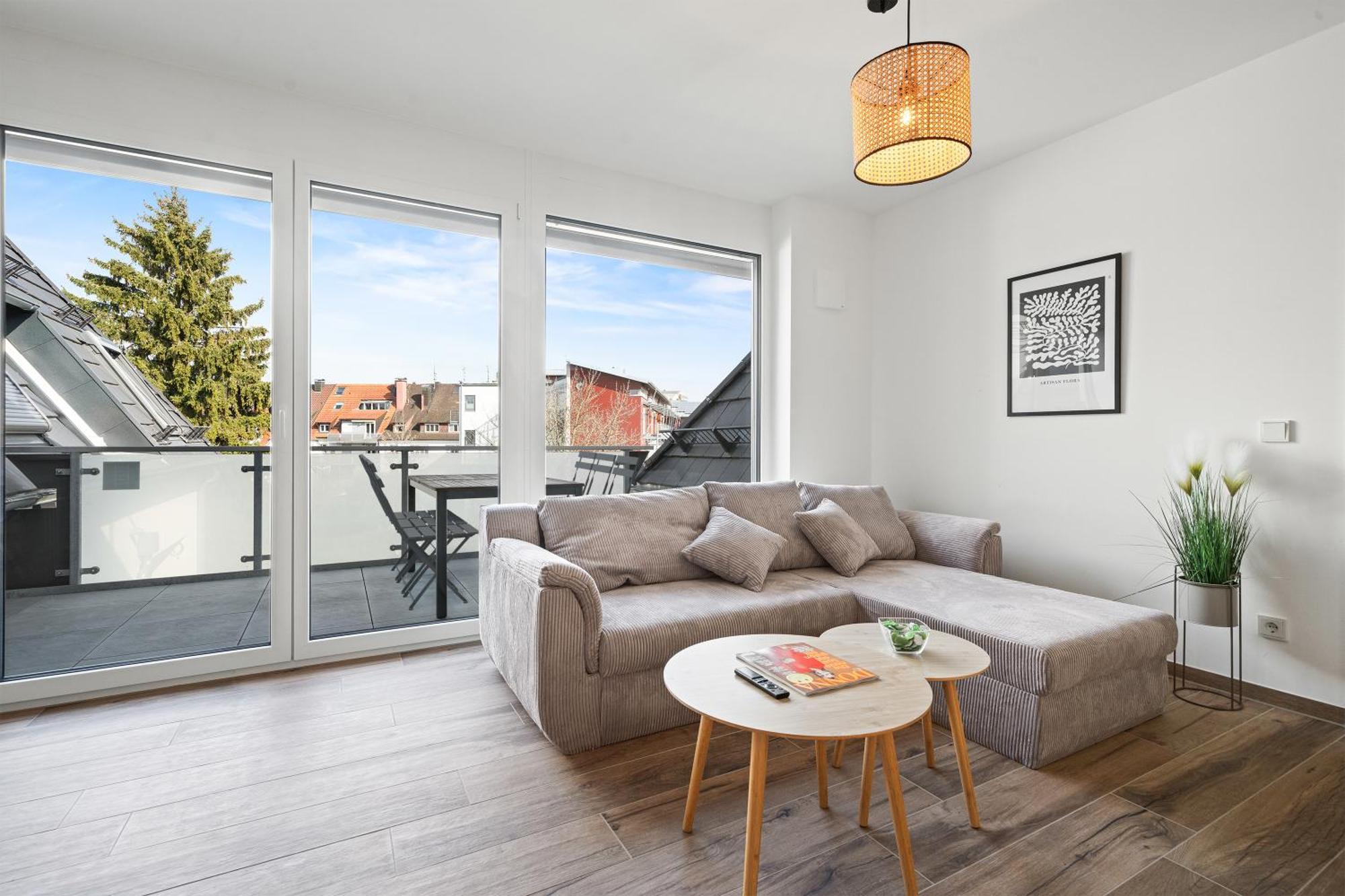 Karl'S City Apartment An Der Uferpromenade In Erster Seereihe Friedrichshafen Ngoại thất bức ảnh